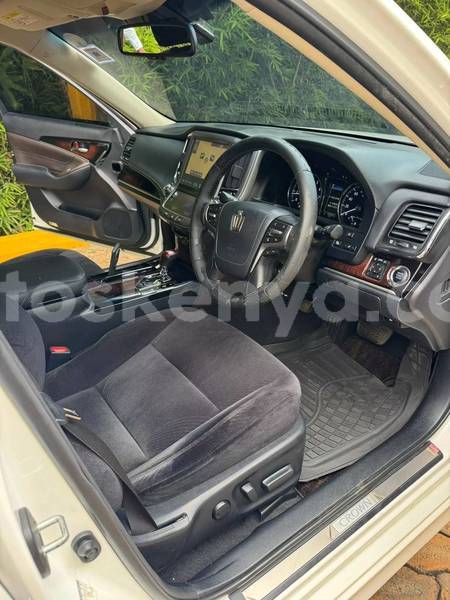 Big with watermark toyota crown nairobi nairobi 30165