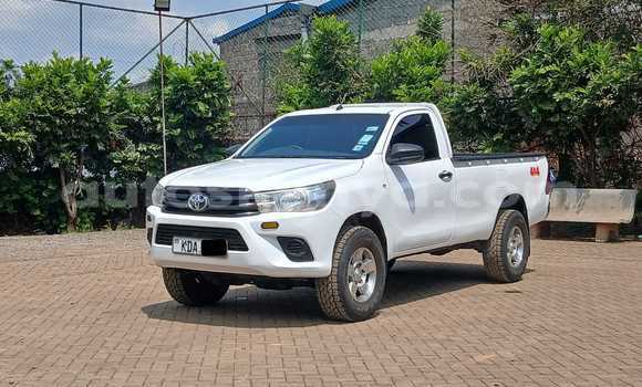 Buy Used Toyota Hiluxe Revo White Car in Nairobi in Nairobi Buy Used Toyota Hiluxe Revo White Car in Nairobi in Nairobi