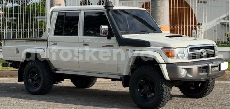 Big with watermark toyota land cruiser nairobi nairobi 30191