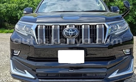 Buy Used Toyota Land Cruiser Prado Black Car in Nairobi in Nairobi