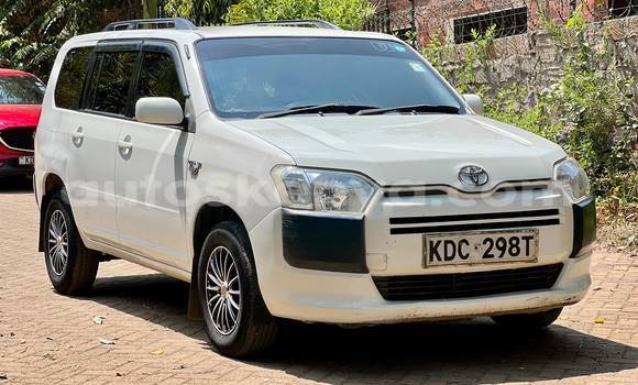 Buy Used Toyota Probox White Car in Nairobi in Nairobi