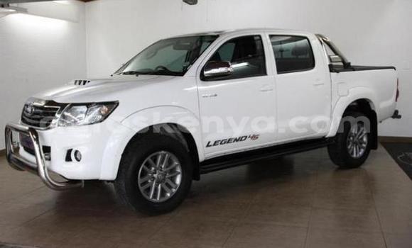 Nunua Ilio tumika Toyota Hilux Nyeupe Gari ndani ya Nairobi nchini Nairobi Nunua Ilio tumika Toyota Hilux Nyeupe Gari ndani ya Nairobi nchini Nairobi