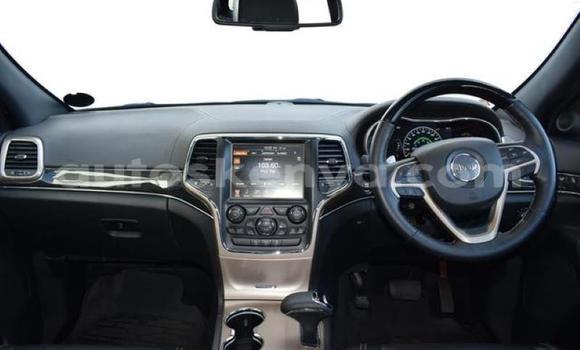 Nunua Ilio tumika Jeep Grand Cherokee Nyeusi Gari ndani ya Nairobi nchini Nairobi Nunua Ilio tumika Jeep Grand Cherokee Nyeusi Gari ndani ya Nairobi nchini Nairobi