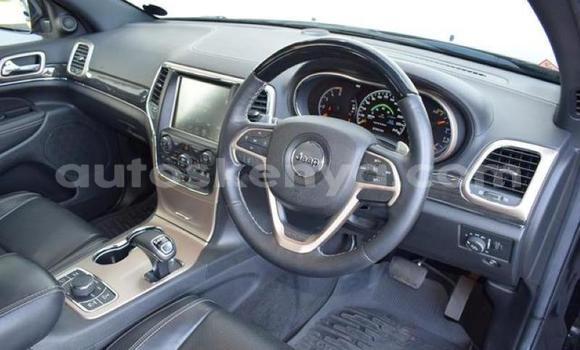 Nunua Ilio tumika Jeep Grand Cherokee Nyeusi Gari ndani ya Nairobi nchini Nairobi Nunua Ilio tumika Jeep Grand Cherokee Nyeusi Gari ndani ya Nairobi nchini Nairobi