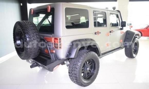 Nunua Ilio tumika Jeep Wrangler Fedha Gari ndani ya Nairobi nchini Nairobi Nunua Ilio tumika Jeep Wrangler Fedha Gari ndani ya Nairobi nchini Nairobi