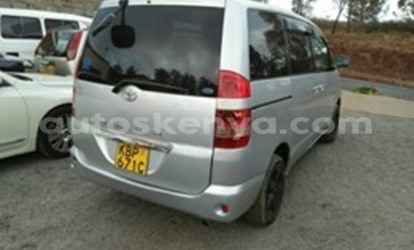 Oofamaa Toyota Noah Silver Makiinaa iti Nairobi keessatti Nairobi keessatti Oofamaa Toyota Noah Silver Makiinaa iti Nairobi keessatti Nairobi keessatti