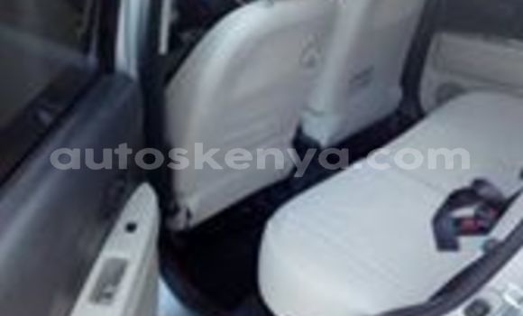 Oofamaa Toyota Passo Silver Makiinaa iti Nairobi keessatti Nairobi keessatti Oofamaa Toyota Passo Silver Makiinaa iti Nairobi keessatti Nairobi keessatti