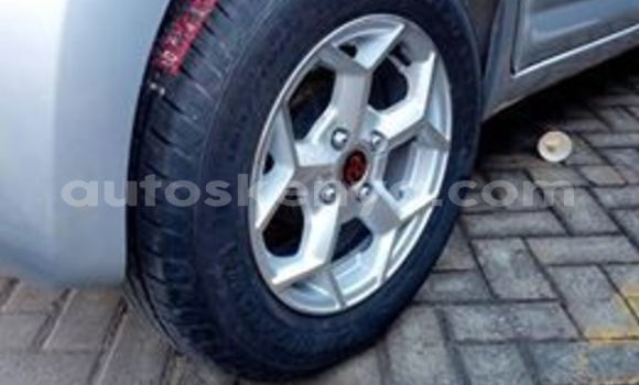 Oofamaa Toyota Passo Silver Makiinaa iti Nairobi keessatti Nairobi keessatti Oofamaa Toyota Passo Silver Makiinaa iti Nairobi keessatti Nairobi keessatti