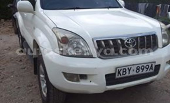 Nunua Ilio tumika Toyota Land Cruiser Prado Nyeupe Gari ndani ya Nairobi nchini Nairobi Nunua Ilio tumika Toyota Land Cruiser Prado Nyeupe Gari ndani ya Nairobi nchini Nairobi