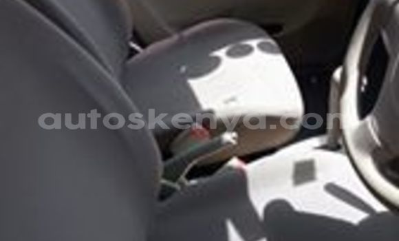 Nunua Ilio tumika Suzuki Alto Nyeupe Gari ndani ya Nairobi nchini Nairobi Nunua Ilio tumika Suzuki Alto Nyeupe Gari ndani ya Nairobi nchini Nairobi