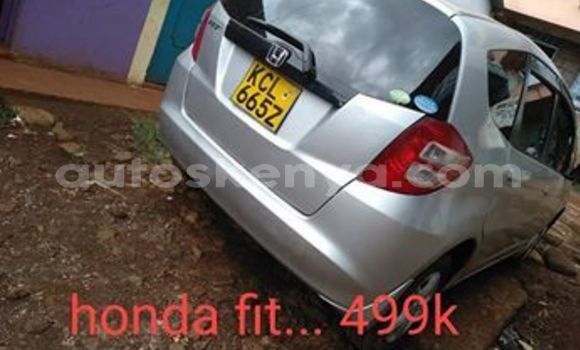 Nunua Ilio tumika Honda Fit Fedha Gari ndani ya Nairobi nchini Nairobi Nunua Ilio tumika Honda Fit Fedha Gari ndani ya Nairobi nchini Nairobi