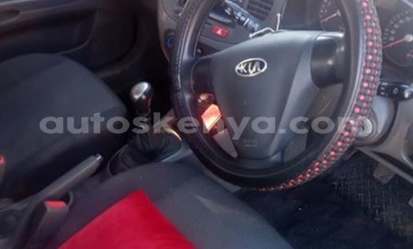 Oofamaa Kia Rio Other Makiinaa iti Gilgil keessatti Central keessatti Oofamaa Kia Rio Other Makiinaa iti Gilgil keessatti Central keessatti