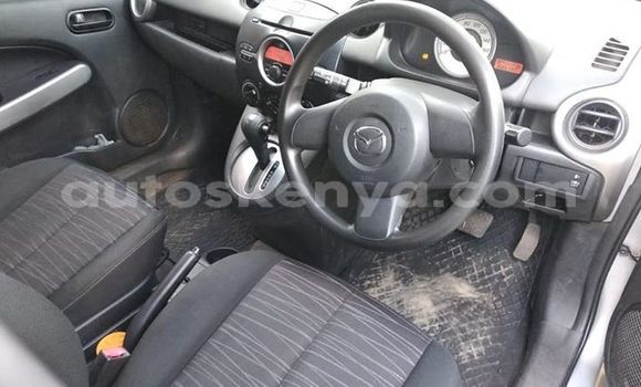 Oofamaa Mazda Demio Silver Makiinaa iti Nairobi keessatti Nairobi keessatti Oofamaa Mazda Demio Silver Makiinaa iti Nairobi keessatti Nairobi keessatti