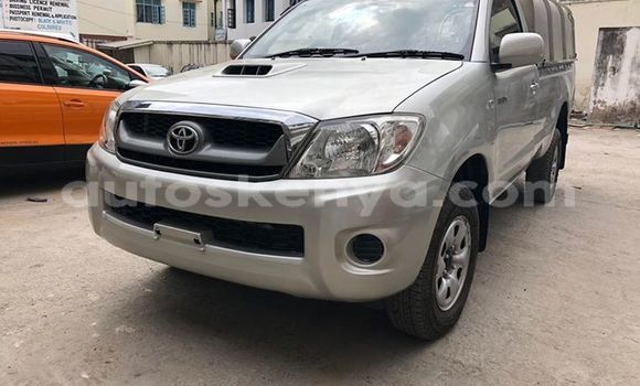 Buy Used Toyota Hilux Silver Car in Mombasa in Coastal Kenya Buy Used Toyota Hilux Silver Car in Mombasa in Coastal Kenya