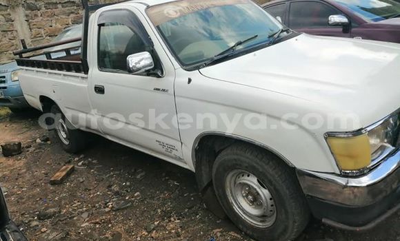 Nunua Ilio tumika Toyota Hilux Nyeupe Gari ndani ya Nairobi nchini Nairobi Nunua Ilio tumika Toyota Hilux Nyeupe Gari ndani ya Nairobi nchini Nairobi