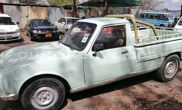 Nunua Ilio tumika Peugeot 504 Nyeupe Gari ndani ya Nairobi nchini Nairobi Nunua Ilio tumika Peugeot 504 Nyeupe Gari ndani ya Nairobi nchini Nairobi