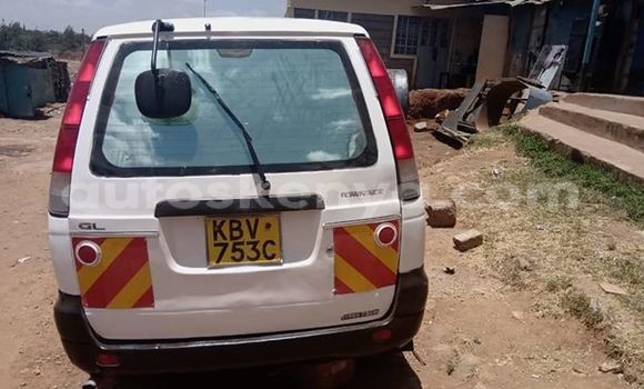 Nunua Ilio tumika Toyota Town Ace Nyeupe Gari ndani ya Nairobi nchini Nairobi Nunua Ilio tumika Toyota Town Ace Nyeupe Gari ndani ya Nairobi nchini Nairobi