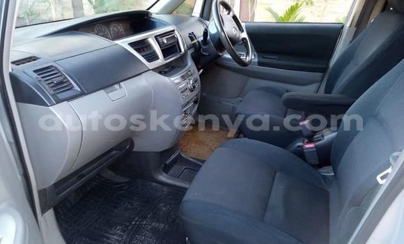 Nunua Ilio tumika Toyota Noah Fedha Gari ndani ya Nairobi nchini Nairobi Nunua Ilio tumika Toyota Noah Fedha Gari ndani ya Nairobi nchini Nairobi