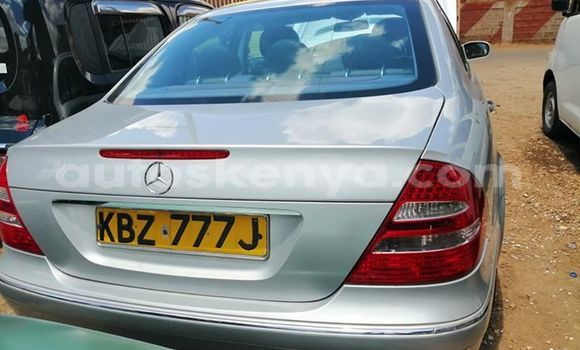 Nunua Ilio tumika Mercedes‒Benz S–Class Fedha Gari ndani ya Nairobi nchini Nairobi Nunua Ilio tumika Mercedes‒Benz S–Class Fedha Gari ndani ya Nairobi nchini Nairobi