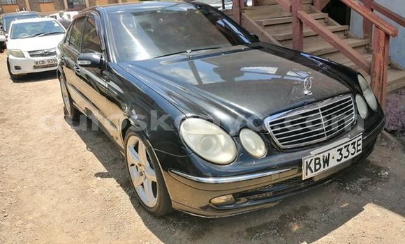 Nunua Ilio tumika Mercedes‒Benz E–Class Nyeusi Gari ndani ya Nairobi nchini Nairobi Nunua Ilio tumika Mercedes‒Benz E–Class Nyeusi Gari ndani ya Nairobi nchini Nairobi