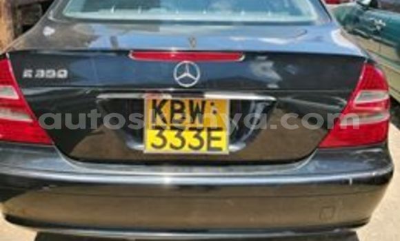 Nunua Ilio tumika Mercedes‒Benz E–Class Nyeusi Gari ndani ya Nairobi nchini Nairobi Nunua Ilio tumika Mercedes‒Benz E–Class Nyeusi Gari ndani ya Nairobi nchini Nairobi