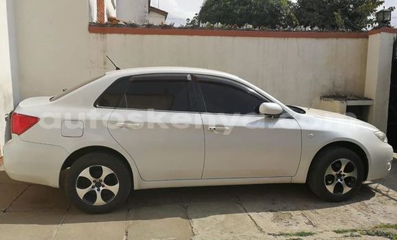 Nunua Ilio tumika Subaru Impreza Nyeupe Gari ndani ya Nairobi nchini Nairobi Nunua Ilio tumika Subaru Impreza Nyeupe Gari ndani ya Nairobi nchini Nairobi