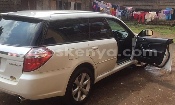 Nunua Ilio tumika Subaru Legacy Nyeupe Gari ndani ya Nairobi nchini Nairobi Nunua Ilio tumika Subaru Legacy Nyeupe Gari ndani ya Nairobi nchini Nairobi