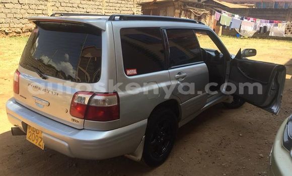 Nunua Ilio tumika Subaru Forester Fedha Gari ndani ya Nairobi nchini Nairobi Nunua Ilio tumika Subaru Forester Fedha Gari ndani ya Nairobi nchini Nairobi