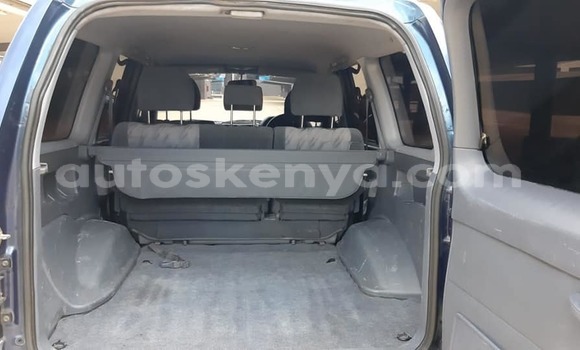 Nunua Ilio tumika Toyota Land Cruiser Prado Bluu Gari ndani ya Nairobi nchini Nairobi Nunua Ilio tumika Toyota Land Cruiser Prado Bluu Gari ndani ya Nairobi nchini Nairobi