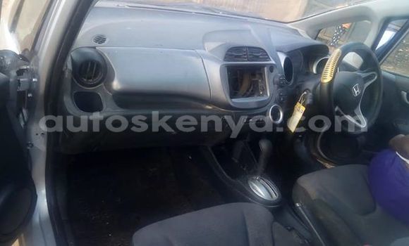 Buy Used Honda Fit Silver Car in Nairobi in Nairobi Buy Used Honda Fit Silver Car in Nairobi in Nairobi