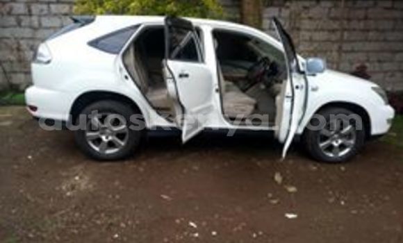 Nunua Ilio tumika Toyota Harrier Nyeupe Gari ndani ya Nairobi nchini Nairobi Nunua Ilio tumika Toyota Harrier Nyeupe Gari ndani ya Nairobi nchini Nairobi
