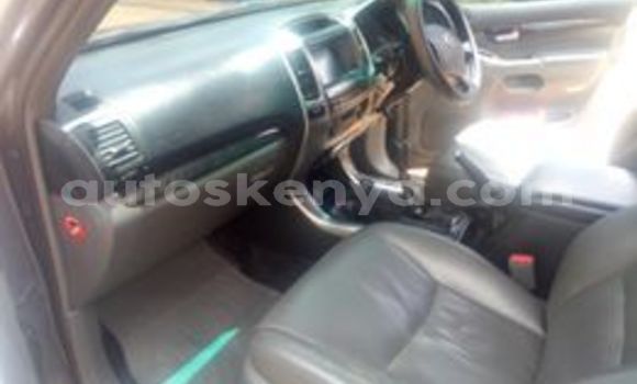 Nunua Ilio tumika Toyota Land Cruiser Prado Nyingine Gari ndani ya Nairobi nchini Nairobi Nunua Ilio tumika Toyota Land Cruiser Prado Nyingine Gari ndani ya Nairobi nchini Nairobi
