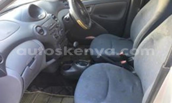 Nunua Ilio tumika Toyota Vitz Fedha Gari ndani ya Nairobi nchini Nairobi Nunua Ilio tumika Toyota Vitz Fedha Gari ndani ya Nairobi nchini Nairobi