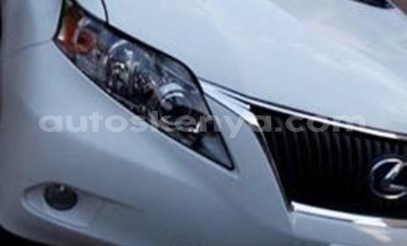 Nunua Ilio tumika Lexus RX Nyeupe Gari ndani ya Nairobi nchini Nairobi Nunua Ilio tumika Lexus RX Nyeupe Gari ndani ya Nairobi nchini Nairobi
