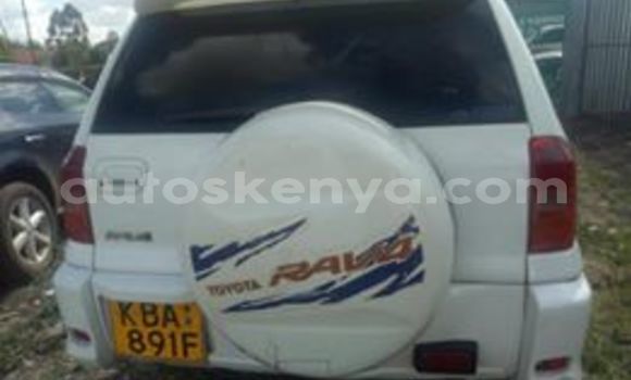 Nunua Ilio tumika Toyota Land Cruiser Prado Nyeupe Gari ndani ya Nairobi nchini Nairobi Nunua Ilio tumika Toyota Land Cruiser Prado Nyeupe Gari ndani ya Nairobi nchini Nairobi