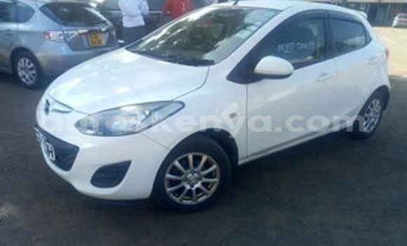 Nunua Ilio tumika Mazda Demio Nyeupe Gari ndani ya Nairobi nchini Nairobi Nunua Ilio tumika Mazda Demio Nyeupe Gari ndani ya Nairobi nchini Nairobi