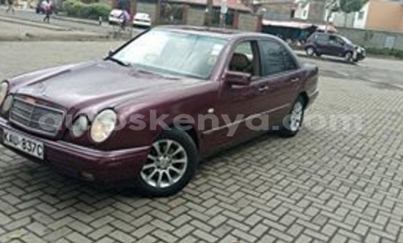 Oofamaa Mercedes‒Benz E–Class Red Makiinaa iti Nairobi keessatti Nairobi keessatti Oofamaa Mercedes‒Benz E–Class Red Makiinaa iti Nairobi keessatti Nairobi keessatti