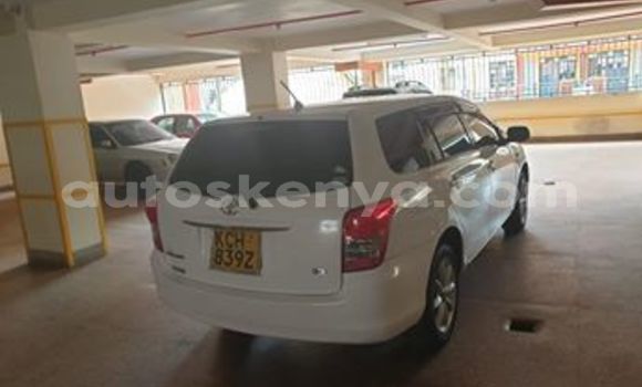 Oofamaa Toyota Fielder White Makiinaa iti Nairobi keessatti Nairobi keessatti Oofamaa Toyota Fielder White Makiinaa iti Nairobi keessatti Nairobi keessatti