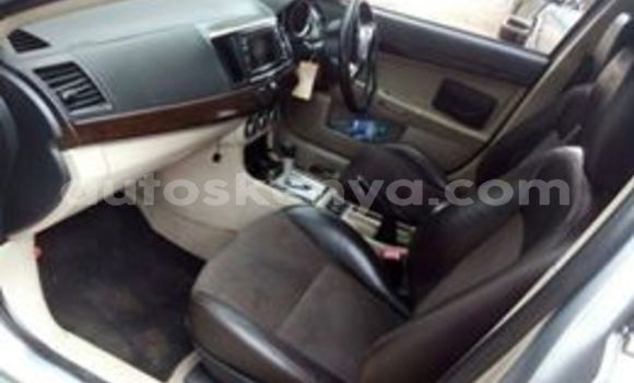 Nunua Ilio tumika Mitsubishi Galant Fedha Gari ndani ya Nairobi nchini Nairobi Nunua Ilio tumika Mitsubishi Galant Fedha Gari ndani ya Nairobi nchini Nairobi