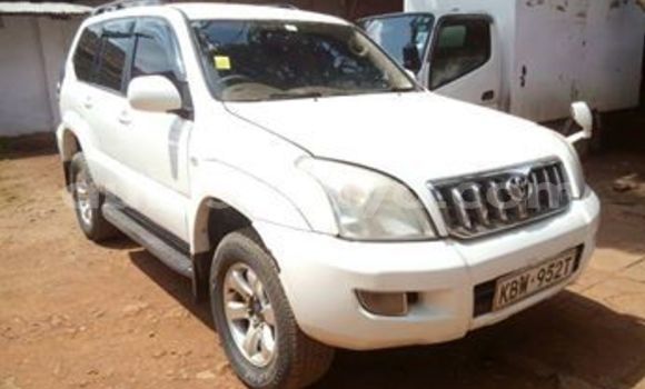 Nunua Ilio tumika Toyota Land Cruiser Prado Nyeupe Gari ndani ya Nairobi nchini Nairobi Nunua Ilio tumika Toyota Land Cruiser Prado Nyeupe Gari ndani ya Nairobi nchini Nairobi