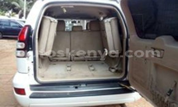 Nunua Ilio tumika Toyota Land Cruiser Prado Nyeupe Gari ndani ya Nairobi nchini Nairobi Nunua Ilio tumika Toyota Land Cruiser Prado Nyeupe Gari ndani ya Nairobi nchini Nairobi