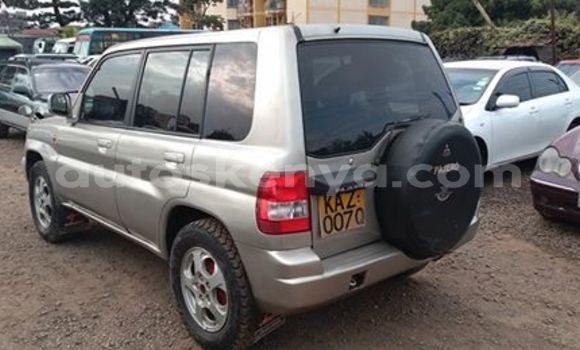 Nunua Ilio tumika Mitsubishi Pajero Fedha Gari ndani ya Nairobi nchini Nairobi Nunua Ilio tumika Mitsubishi Pajero Fedha Gari ndani ya Nairobi nchini Nairobi