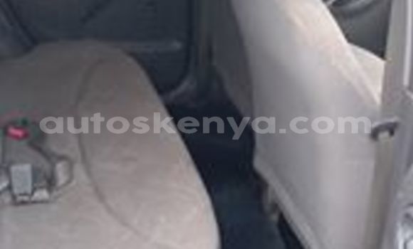 Nunua Ilio tumika Toyota Platz Fedha Gari ndani ya Nairobi nchini Nairobi Nunua Ilio tumika Toyota Platz Fedha Gari ndani ya Nairobi nchini Nairobi