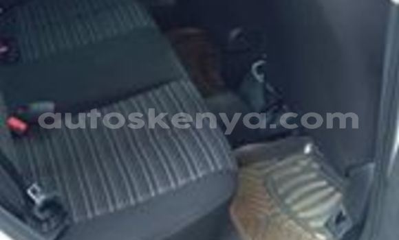 Nunua Ilio tumika Mazda Demio Nyeupe Gari ndani ya Nairobi nchini Nairobi Nunua Ilio tumika Mazda Demio Nyeupe Gari ndani ya Nairobi nchini Nairobi