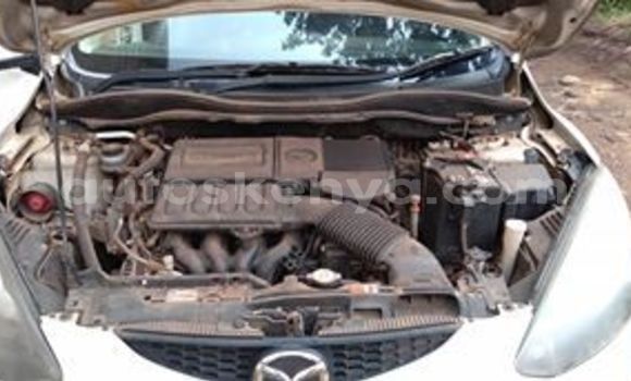 Nunua Ilio tumika Mazda Demio Nyeupe Gari ndani ya Nairobi nchini Nairobi Nunua Ilio tumika Mazda Demio Nyeupe Gari ndani ya Nairobi nchini Nairobi