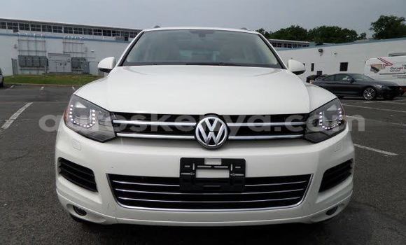 Buy Used Volkswagen Touareg White Car in Busia in West Kenya Buy Used Volkswagen Touareg White Car in Busia in West Kenya