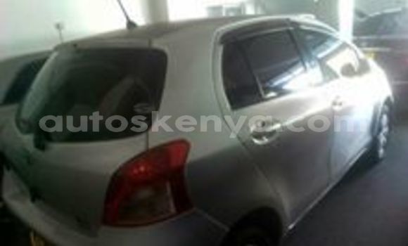 Oofamaa Toyota Vitz Silver Makiinaa iti Nairobi keessatti Nairobi keessatti Oofamaa Toyota Vitz Silver Makiinaa iti Nairobi keessatti Nairobi keessatti