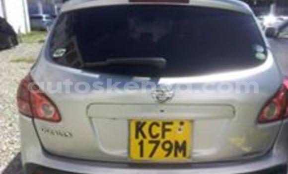 Oofamaa Nissan Dualis Silver Makiinaa iti Mombasa keessatti Coastal Kenya keessatti Oofamaa Nissan Dualis Silver Makiinaa iti Mombasa keessatti Coastal Kenya keessatti
