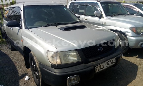 Nunua Ilio tumika Subaru Forester Fedha Gari ndani ya Nairobi nchini Nairobi Nunua Ilio tumika Subaru Forester Fedha Gari ndani ya Nairobi nchini Nairobi