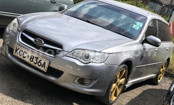 Nunua Ilio tumika Subaru Legacy Fedha Gari ndani ya Nairobi nchini Nairobi Nunua Ilio tumika Subaru Legacy Fedha Gari ndani ya Nairobi nchini Nairobi